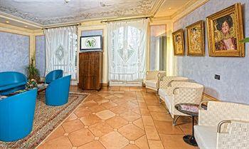 Hotel Verdeborgo 3*